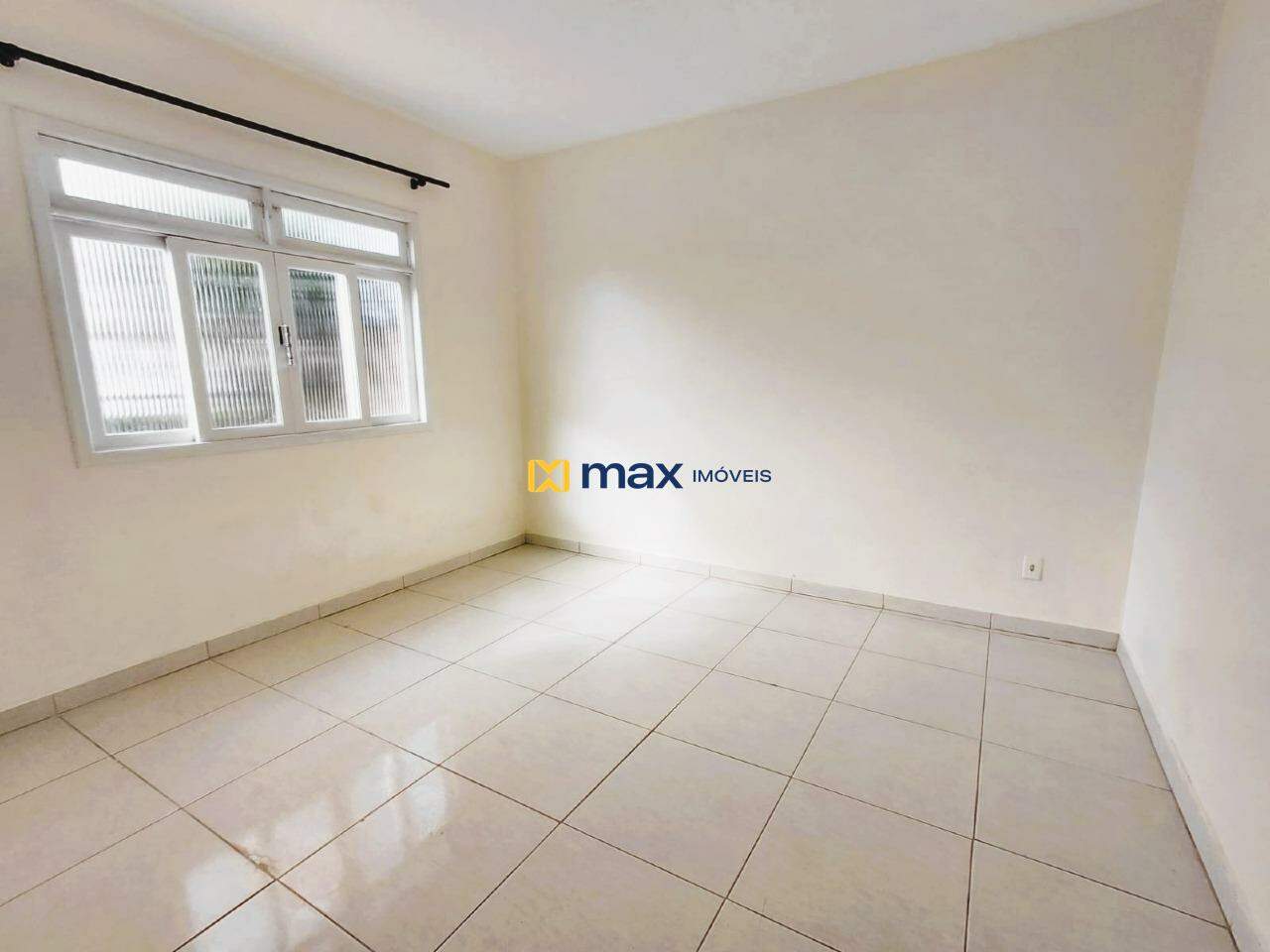 Casa para aluguel no Centro: