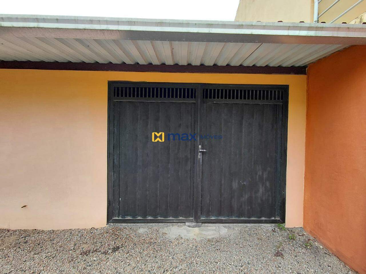 Casa para aluguel no Meia Praia: 