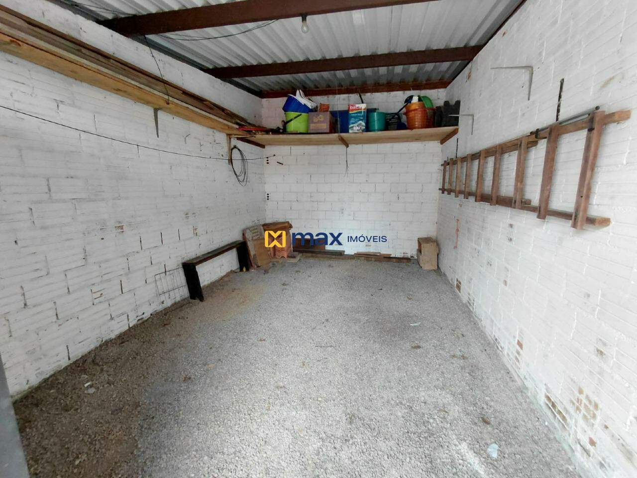 Casa para aluguel no Meia Praia: 