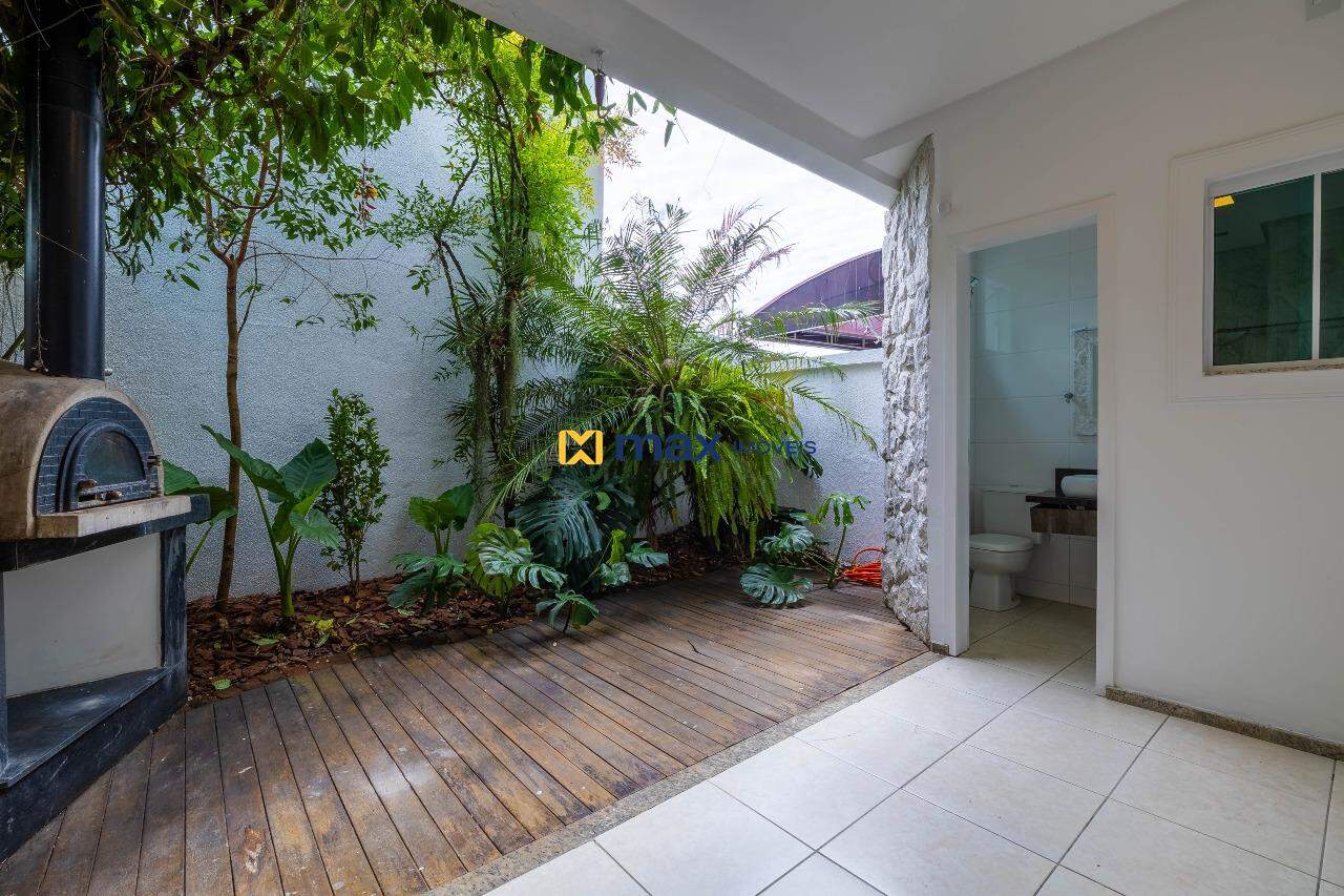 Casa à venda no Dom Bosco: Área externa