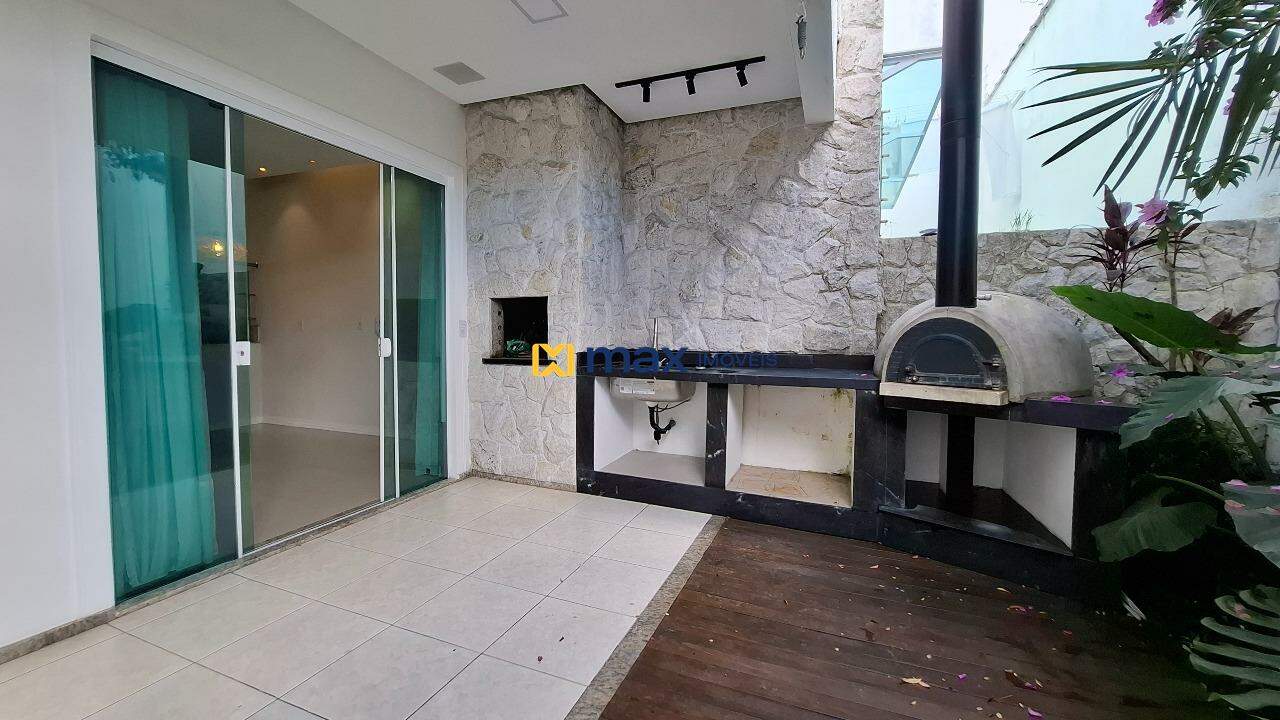 Casa à venda no Dom Bosco: Área externa