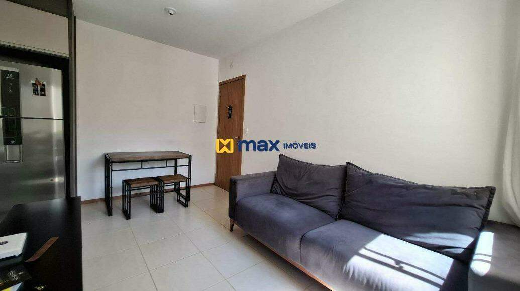 Apartamento para aluguel no Itaipava: Sala de estar/jantar