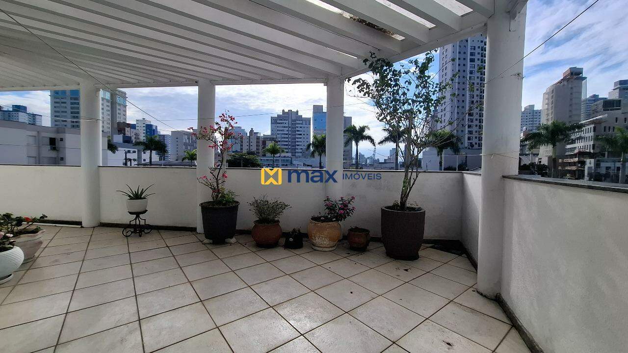 Casa à venda no Fazenda: Terraço