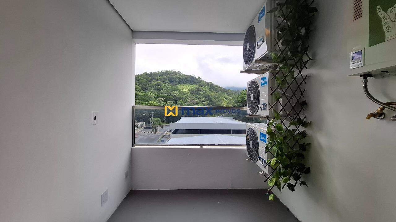 Apartamento à venda no Praia Brava: Sacada