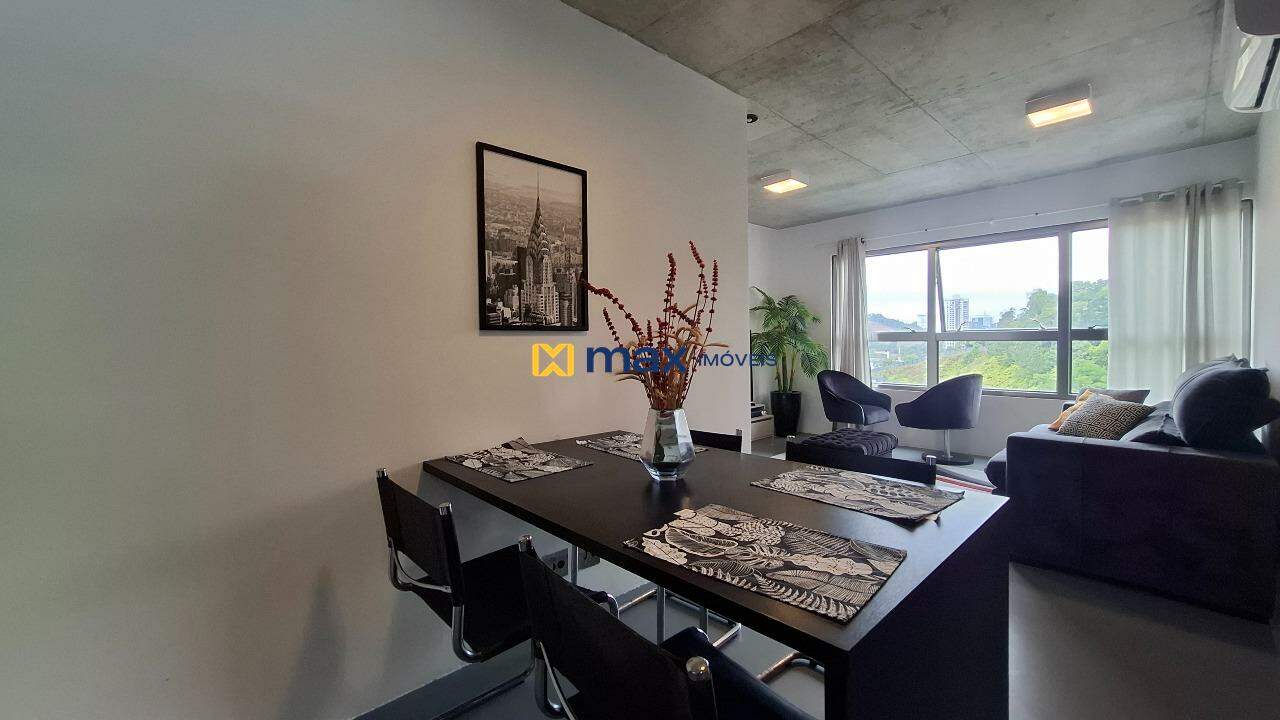 Apartamento à venda no Praia Brava: Living integrado