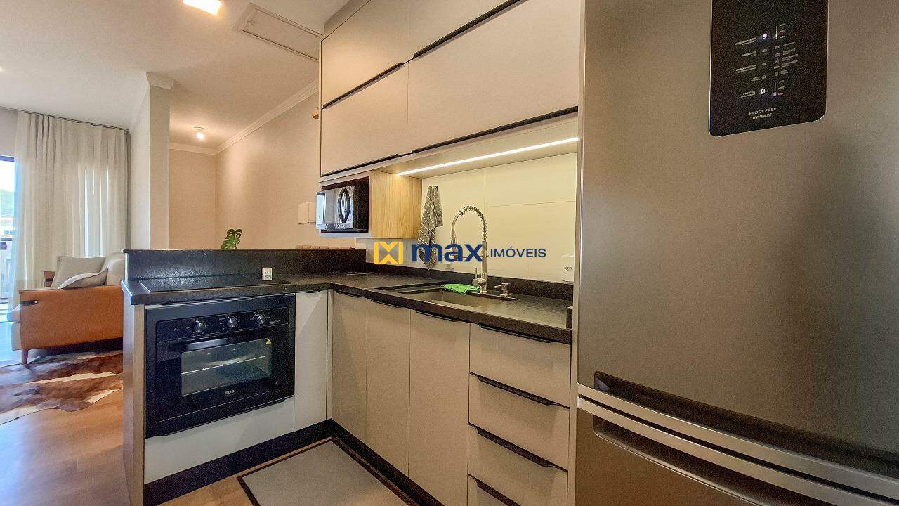 Apartamento à venda no Cidade Nova: Cozinha
