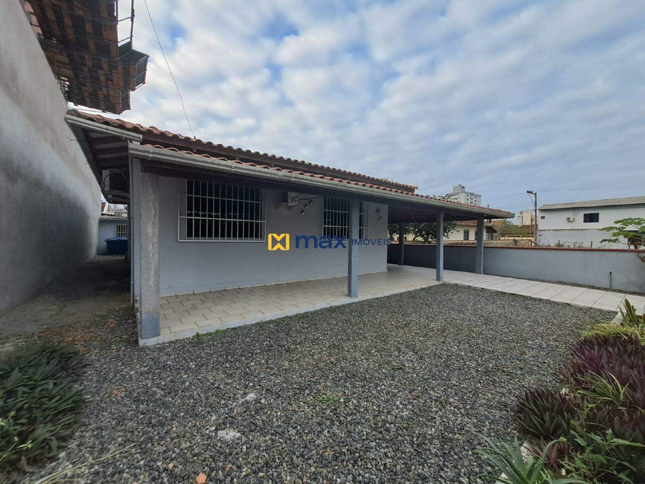 Casa para aluguel no Gravatá: 