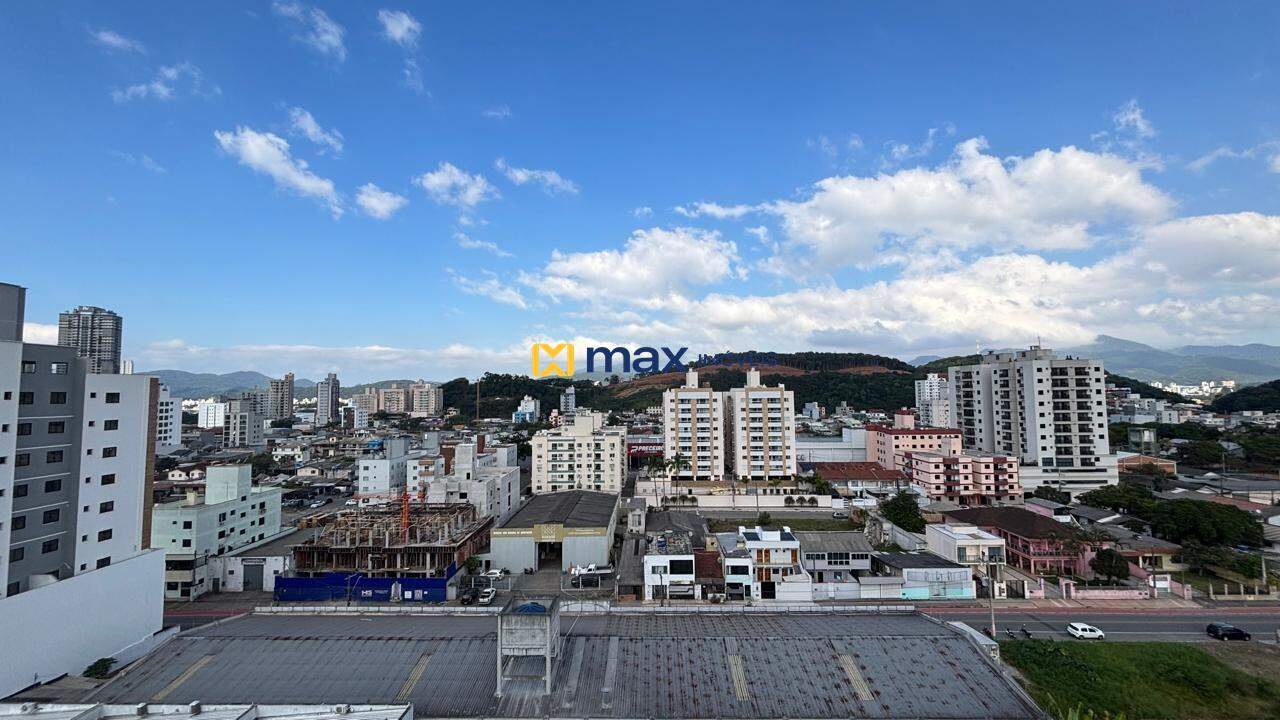 Apartamento à venda no Tabuleiro: