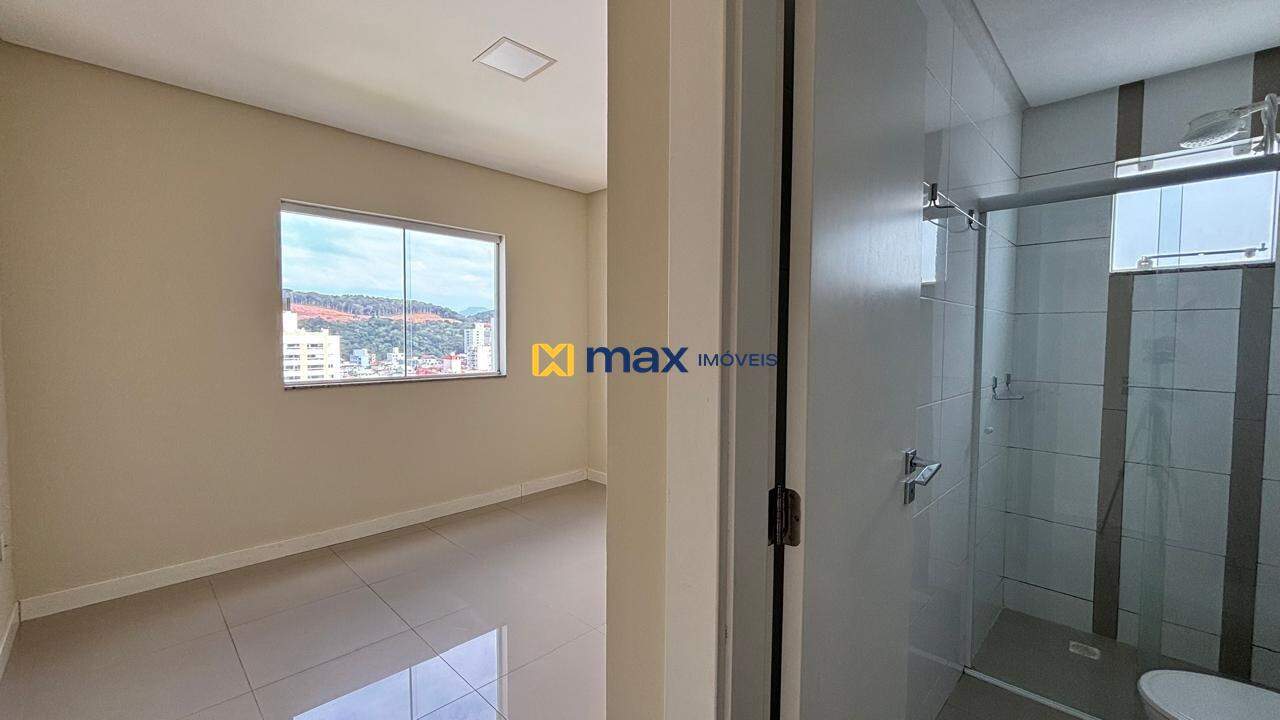 Apartamento à venda no Tabuleiro: 