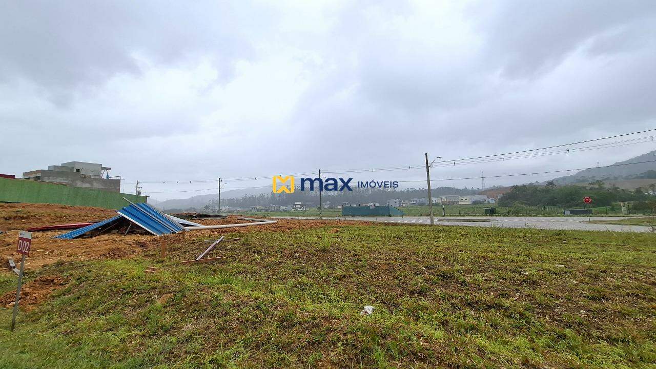 Terreno em condomínio à venda no Rio do Meio: Terreno