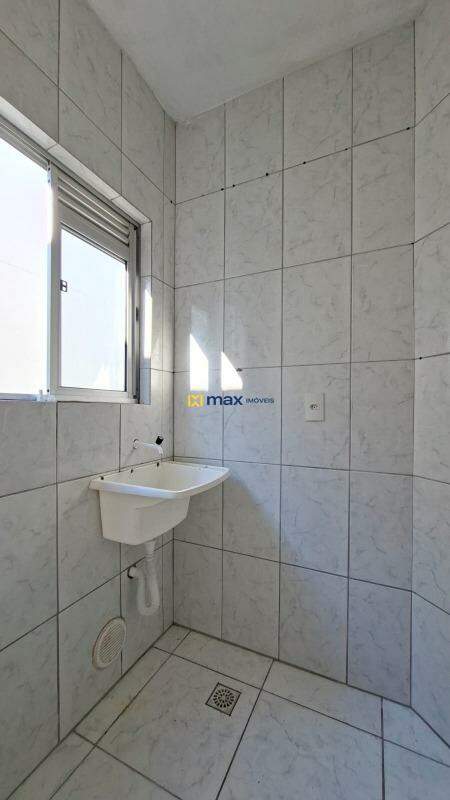 Apartamento para aluguel no Itaipava: Área de serviço