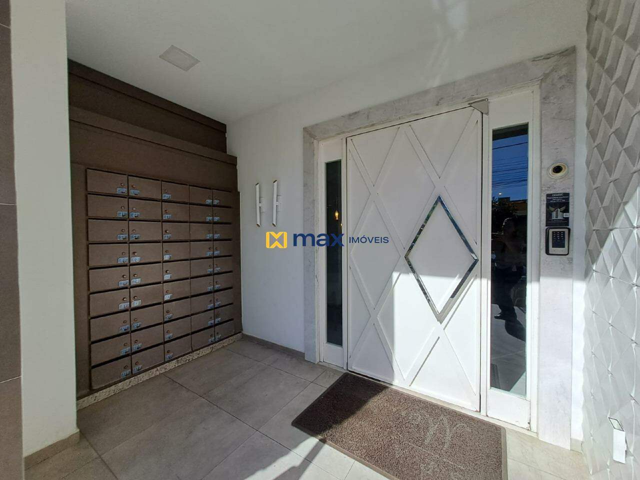 Apartamento para aluguel no Gravatá: Hall de entrada