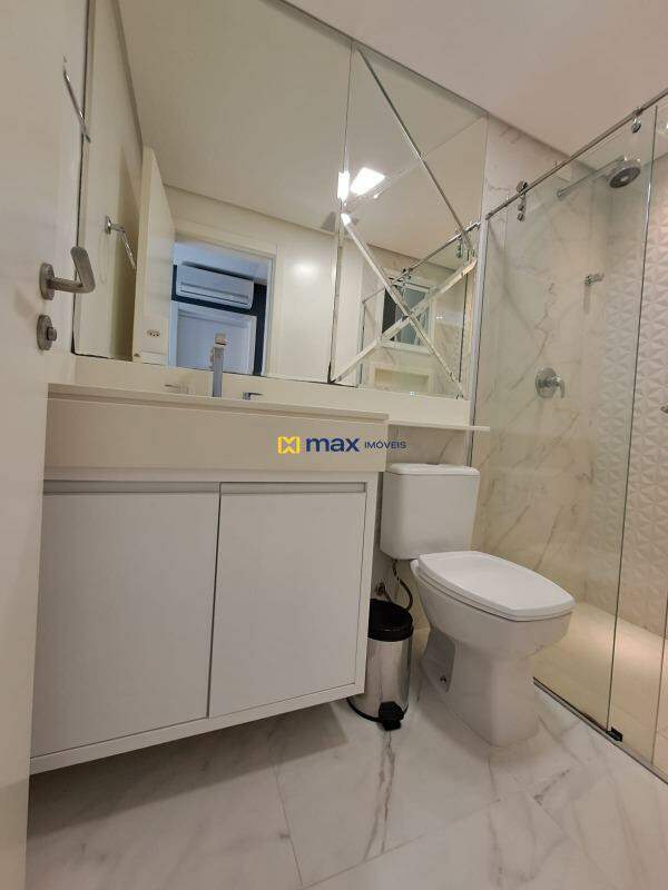 Apartamento para aluguel no Gravatá: Banheiro suite