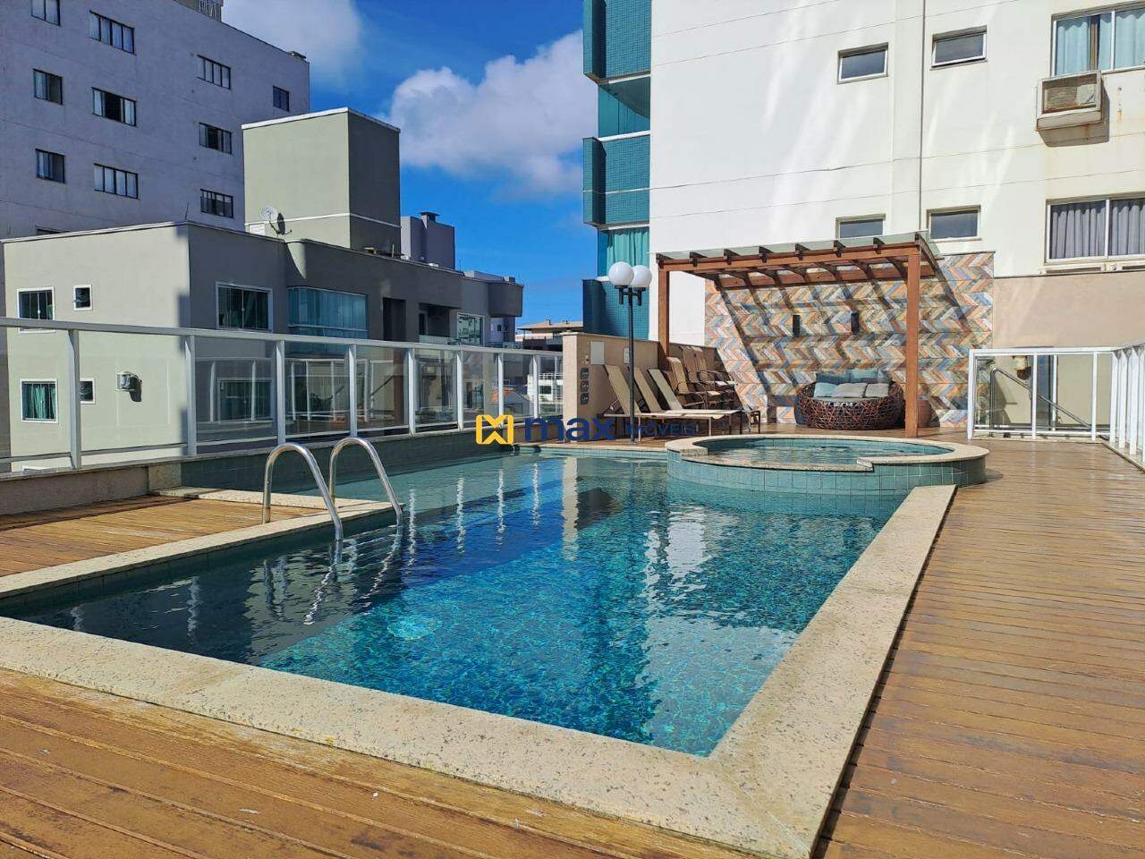 Apartamento para aluguel no Gravatá: Piscina