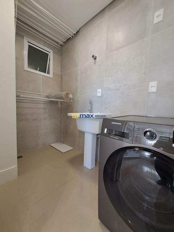 Apartamento para aluguel no Gravatá: Area de serviços