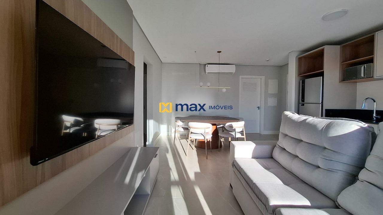 Apartamento para aluguel no Centro: Living integrado