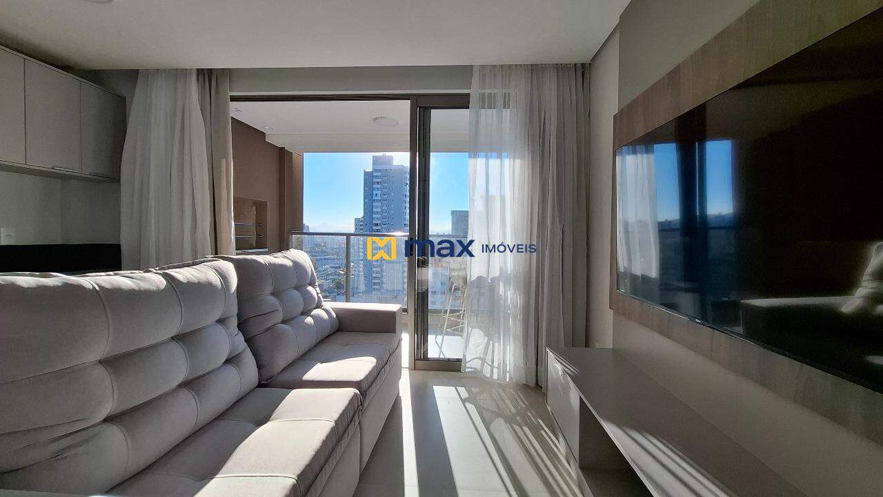 Apartamento para aluguel no Centro: Living integrado