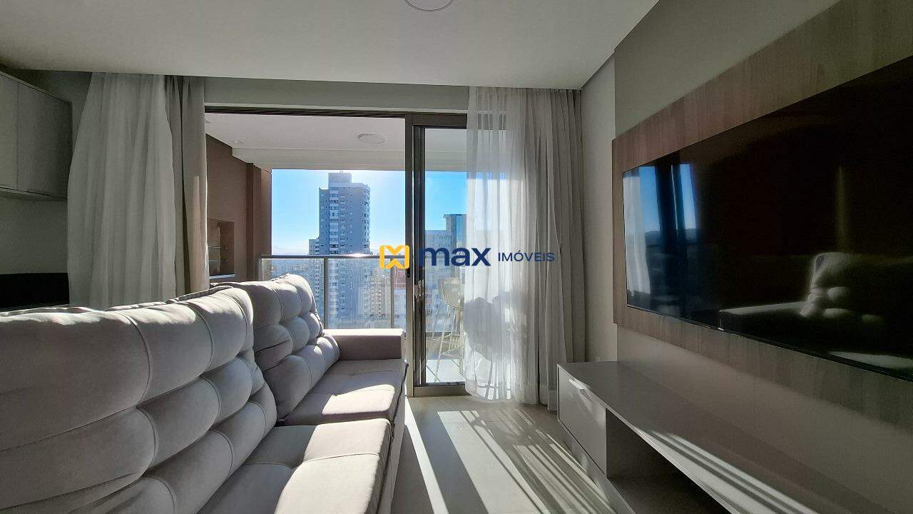 Apartamento para aluguel no Centro: Living integrado