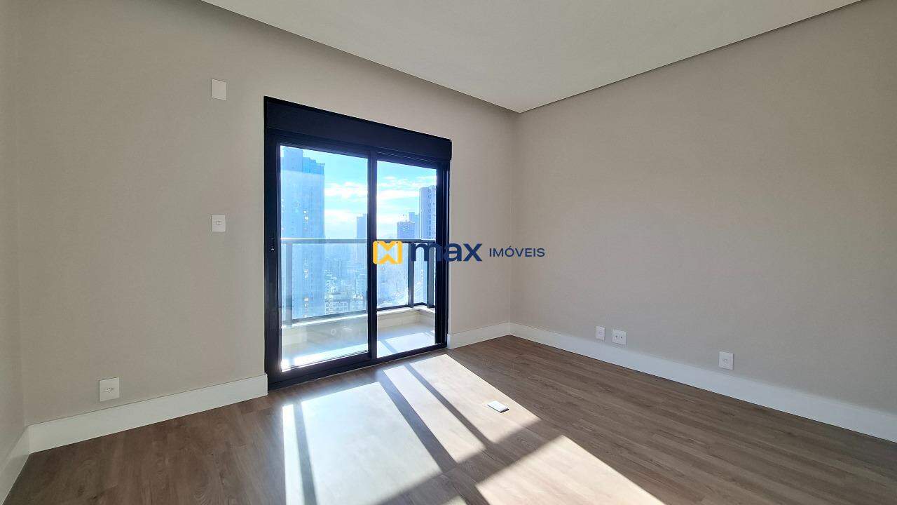 Apartamento à venda no Fazenda: Suíte