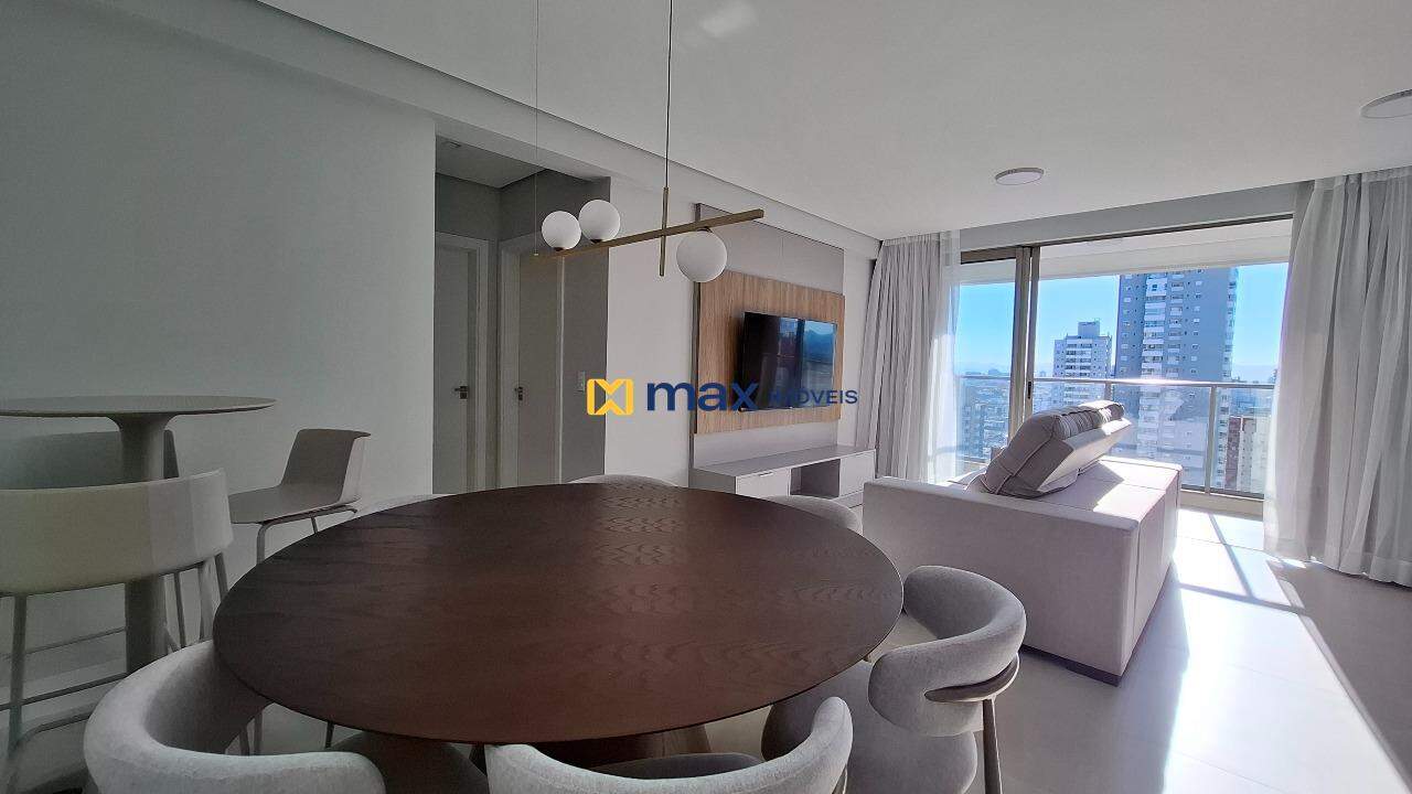 Apartamento à venda no Centro: Living integrado
