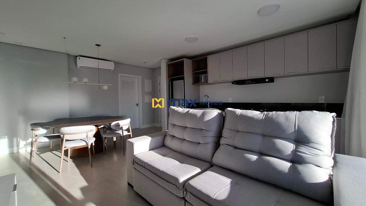 Apartamento à venda no Centro: Living integrado
