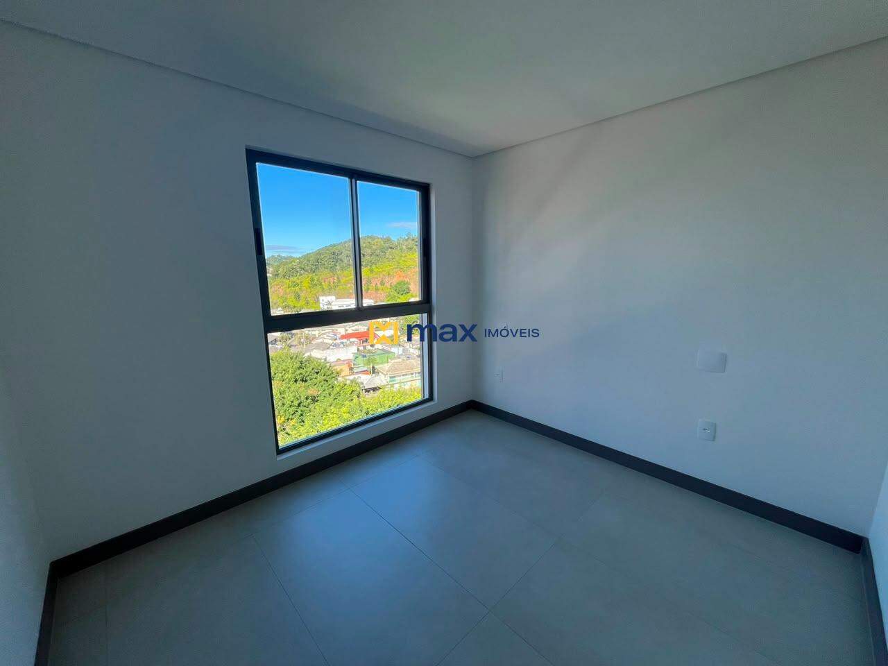 Apartamento para aluguel no Ariribá: