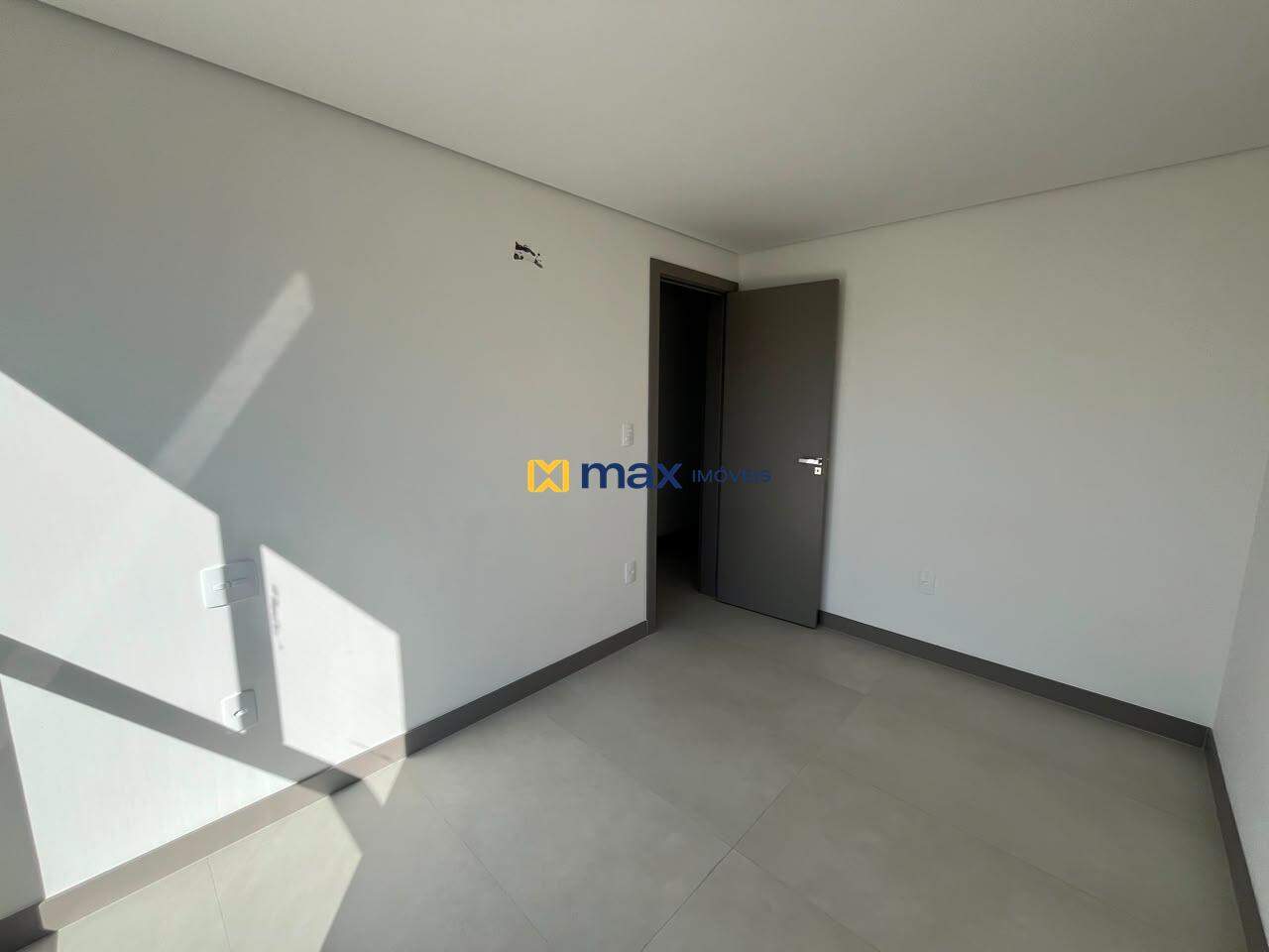 Apartamento para aluguel no Ariribá: