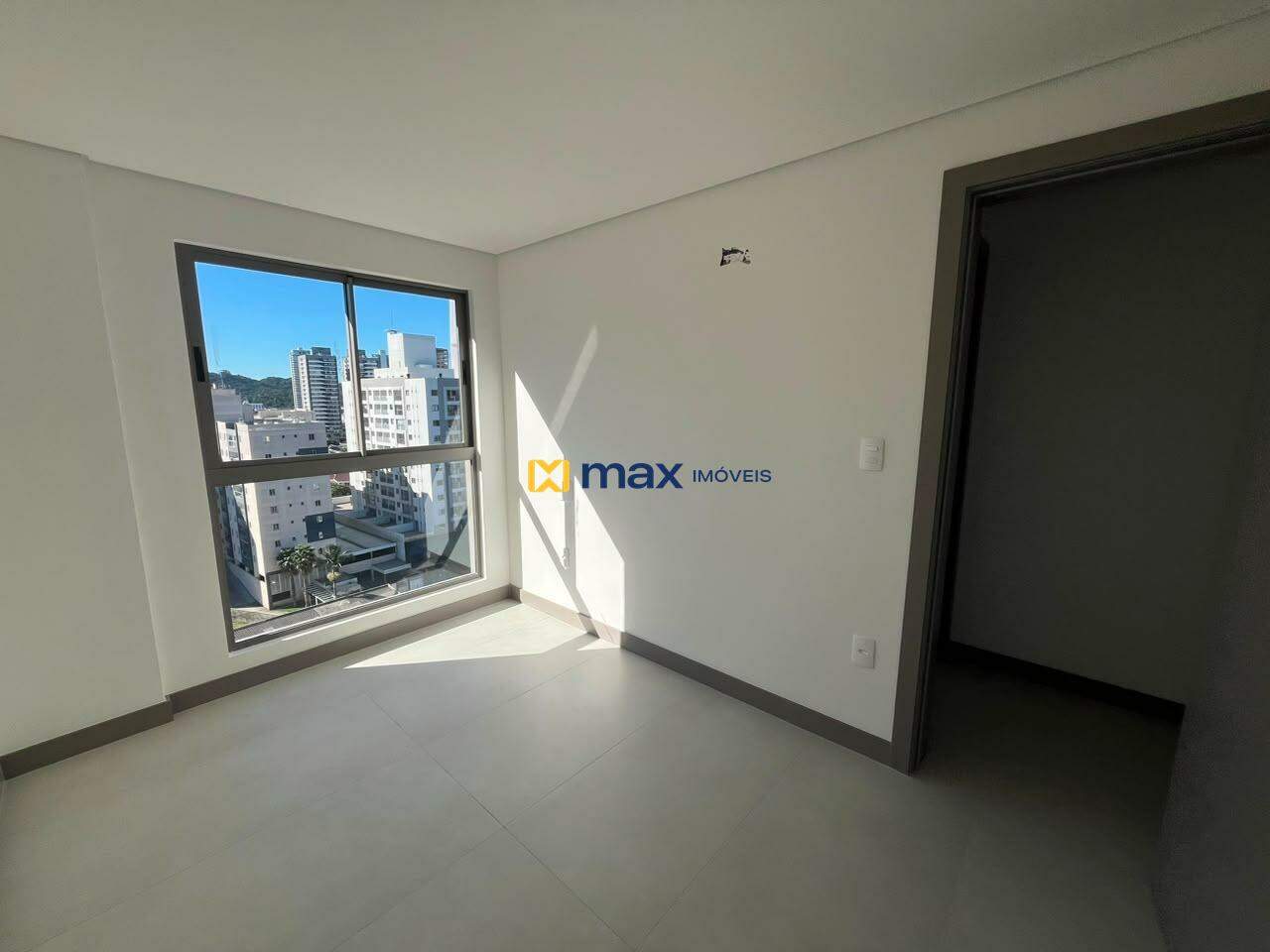 Apartamento para aluguel no Ariribá: