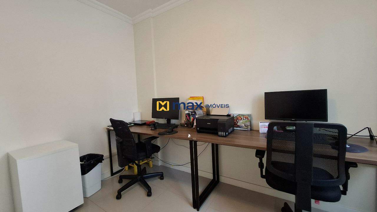 Apartamento à venda no Praia Brava: Escritório