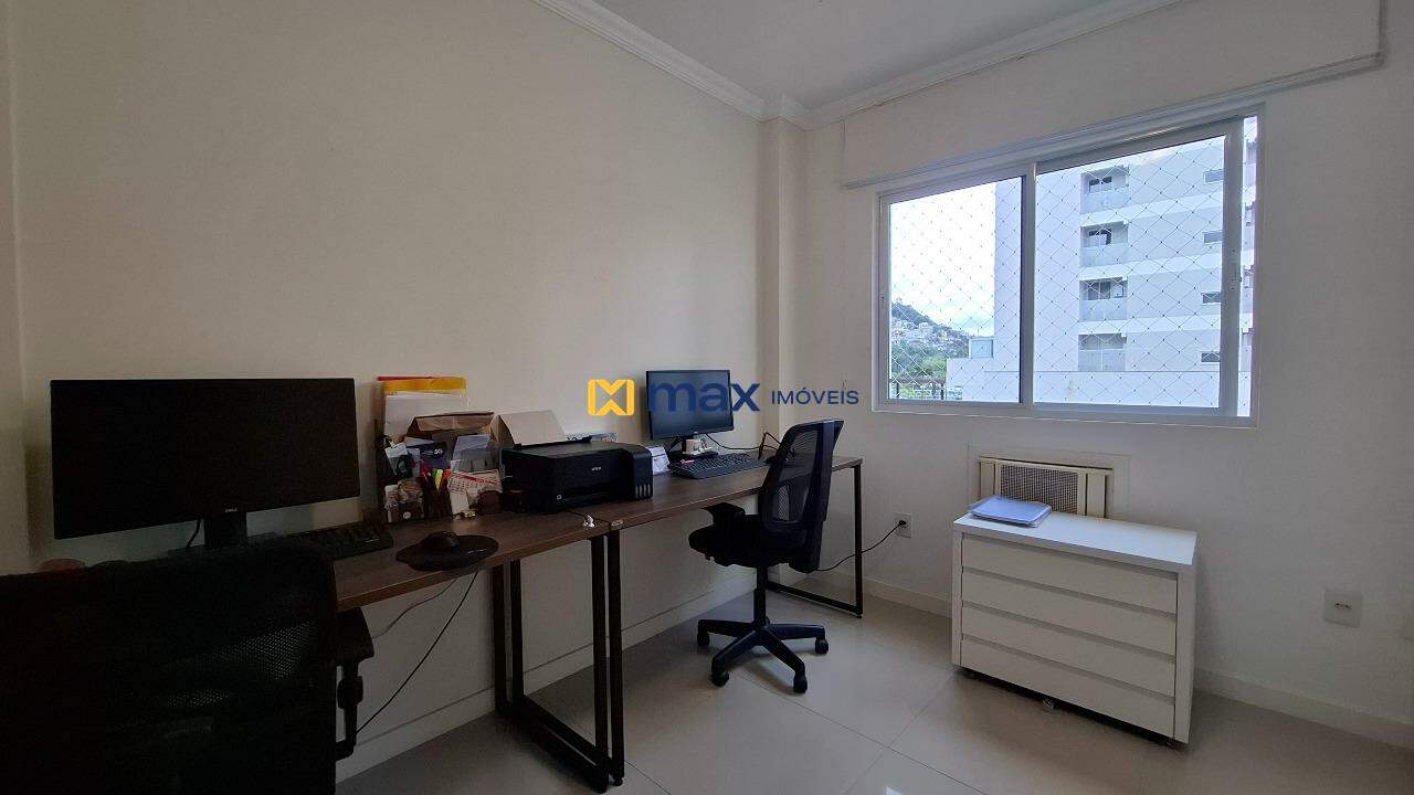 Apartamento à venda no Praia Brava: Escritório