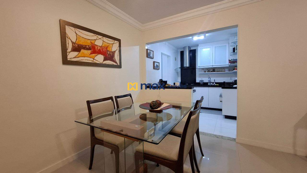 Apartamento à venda no Praia Brava: Living integrado