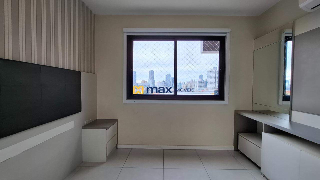 Apartamento à venda no Centro: Suíte