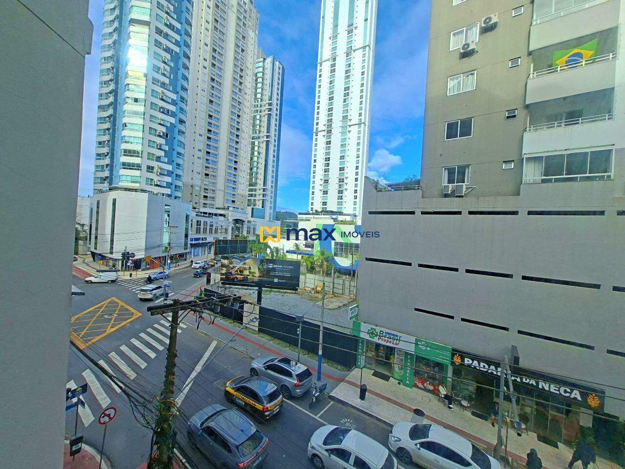 Apartamento à venda no Centro: vista quarto