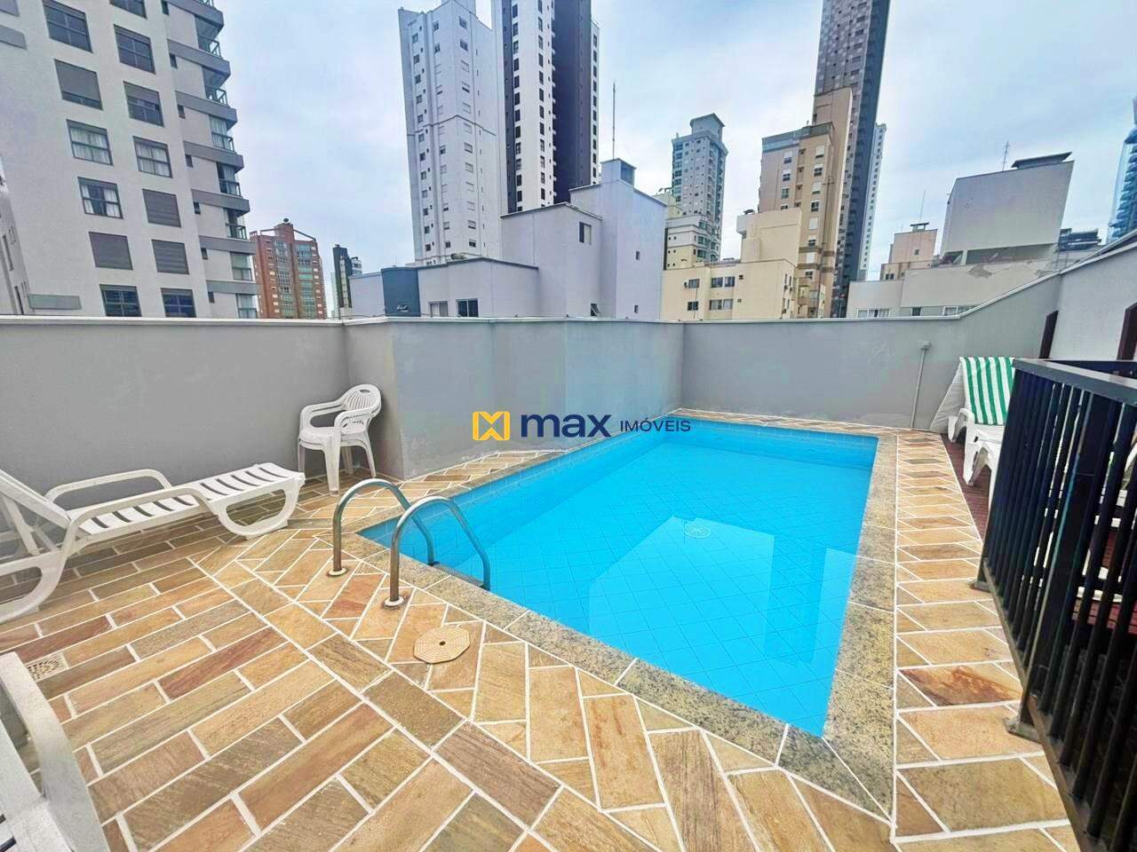 Apartamento para aluguel no Centro: piscina