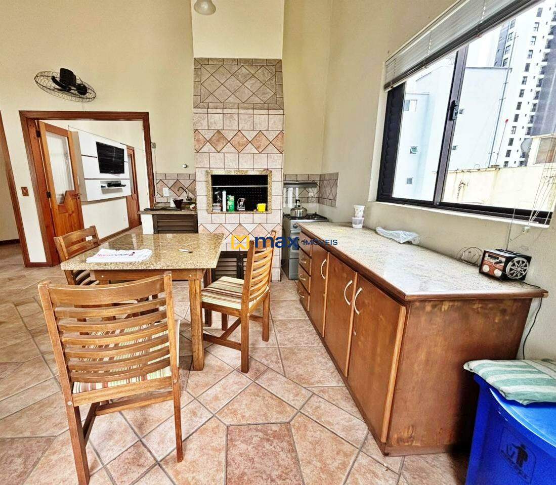Apartamento para aluguel no Centro: salão festas