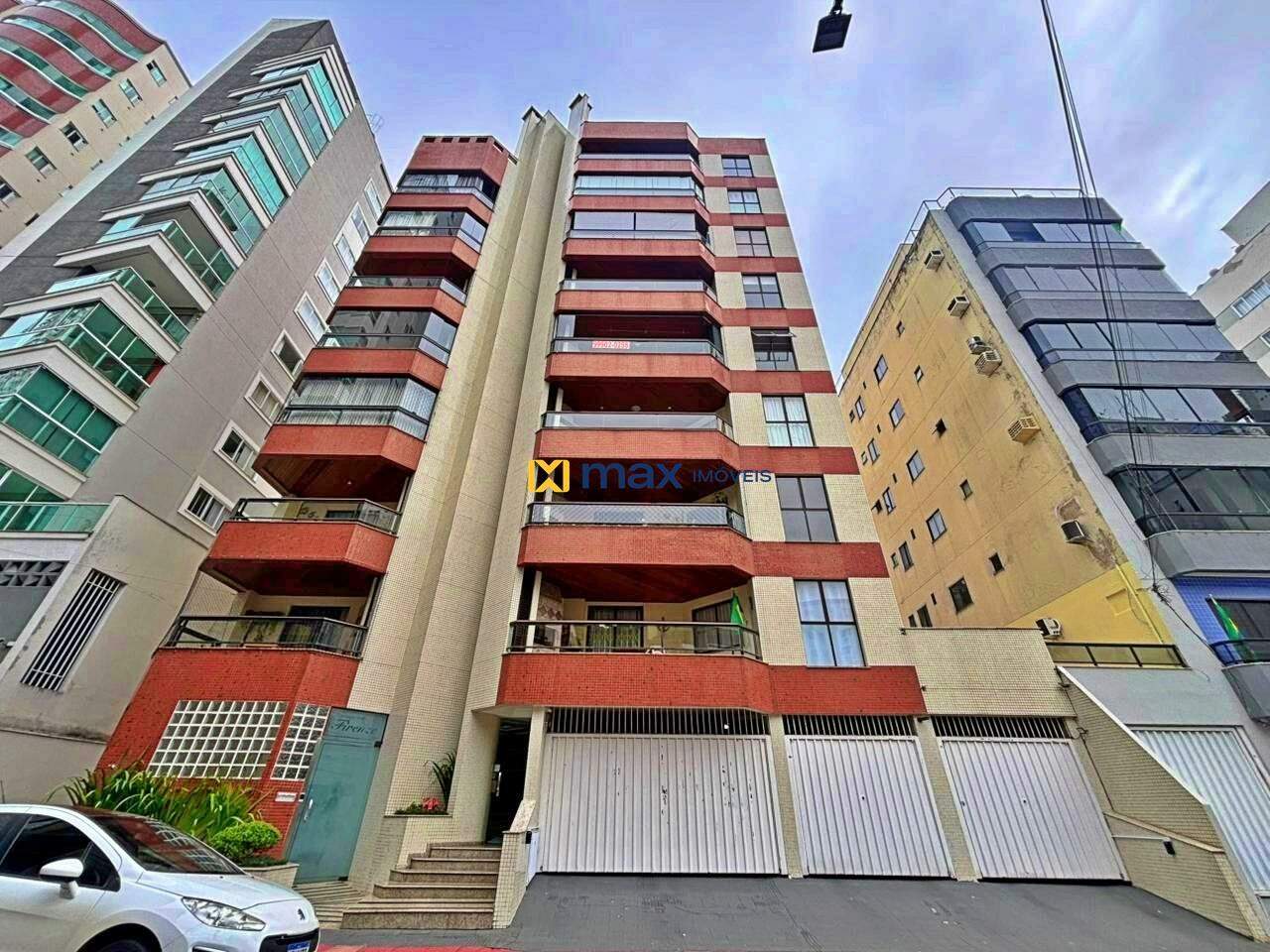 Apartamento para aluguel no Centro: fachada