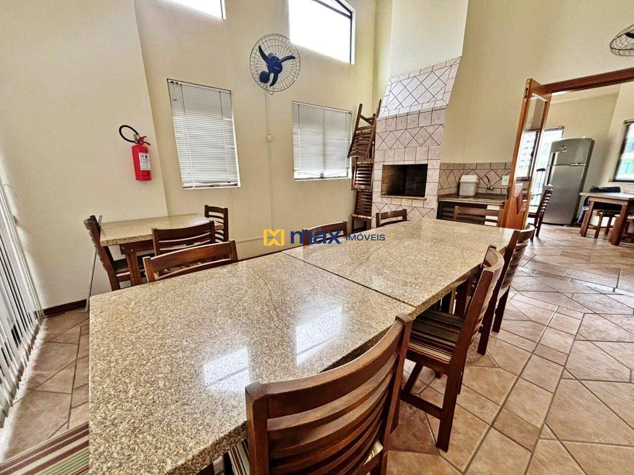Apartamento para aluguel no Centro: salão festas