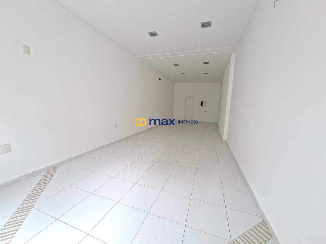 Sala para aluguel no Centro: 