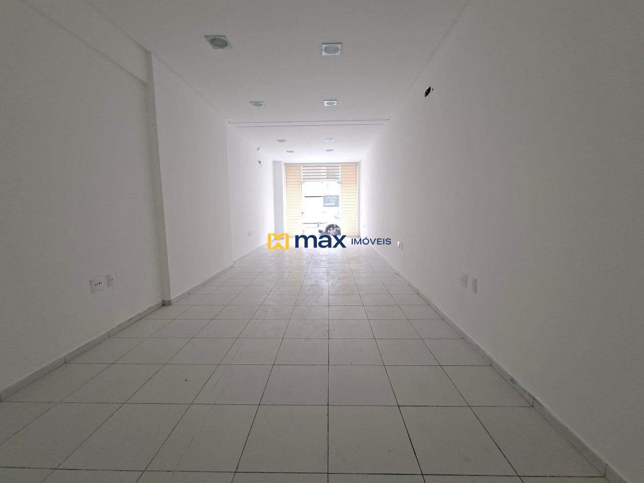 Sala para aluguel no Centro: