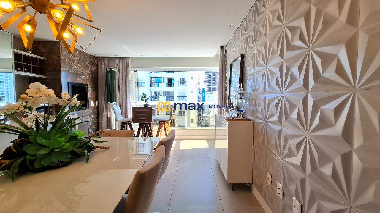 Apartamento à venda no Fazenda: Living integrado