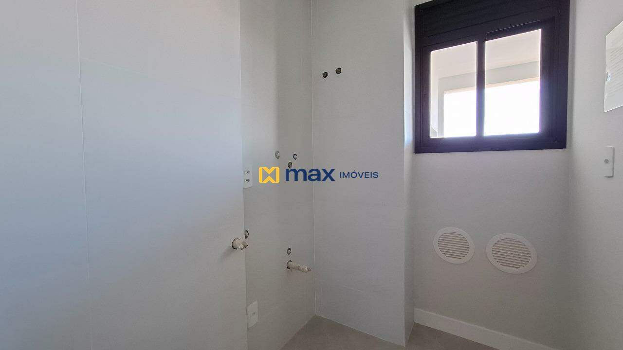 Apartamento à venda no Vila Operária: Área de serviço
