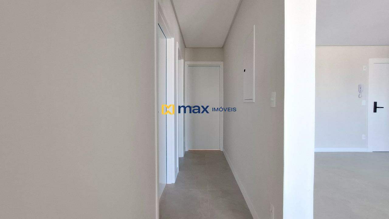 Apartamento à venda no Vila Operária: Corredor