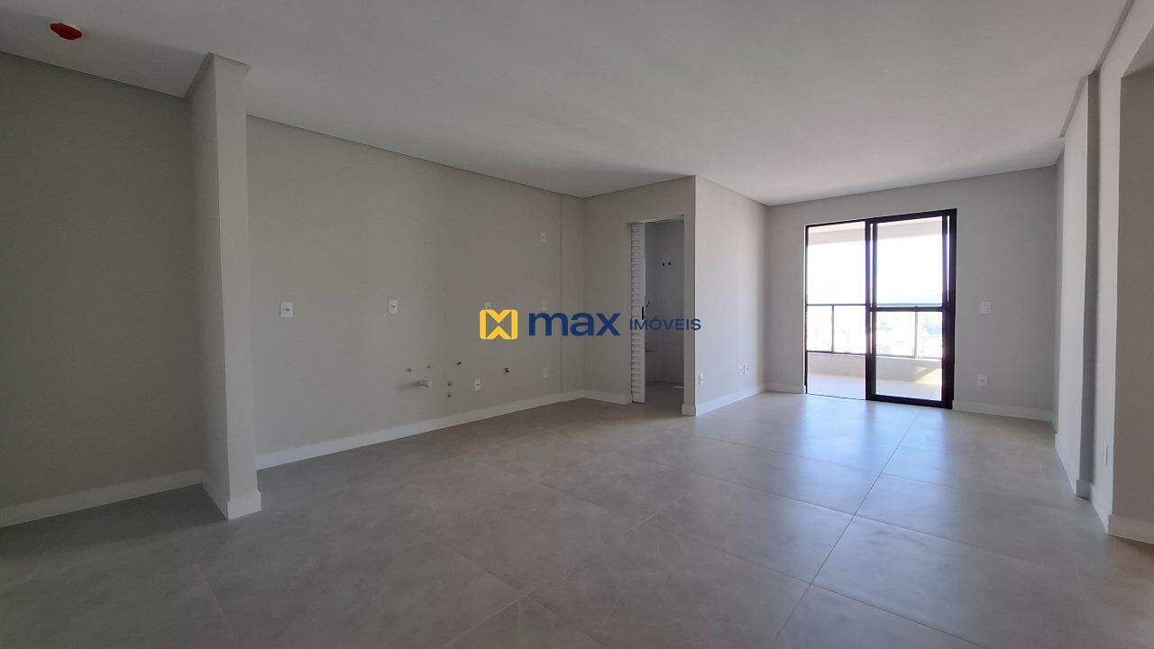 Apartamento à venda no Vila Operária: Living integrado