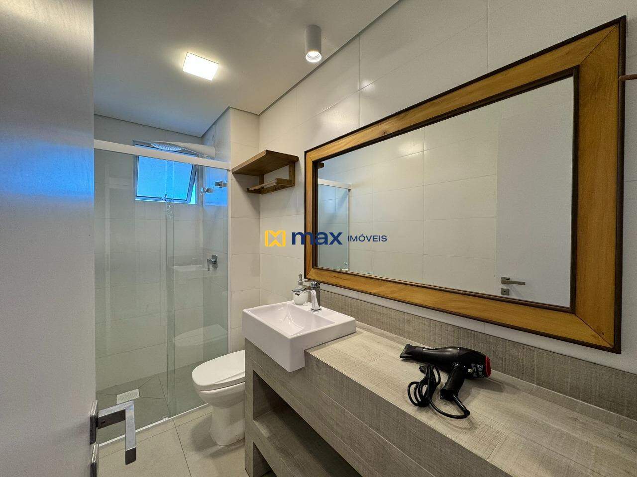 Apartamento para aluguel no Praia Brava de Itajaí: Banheiro social