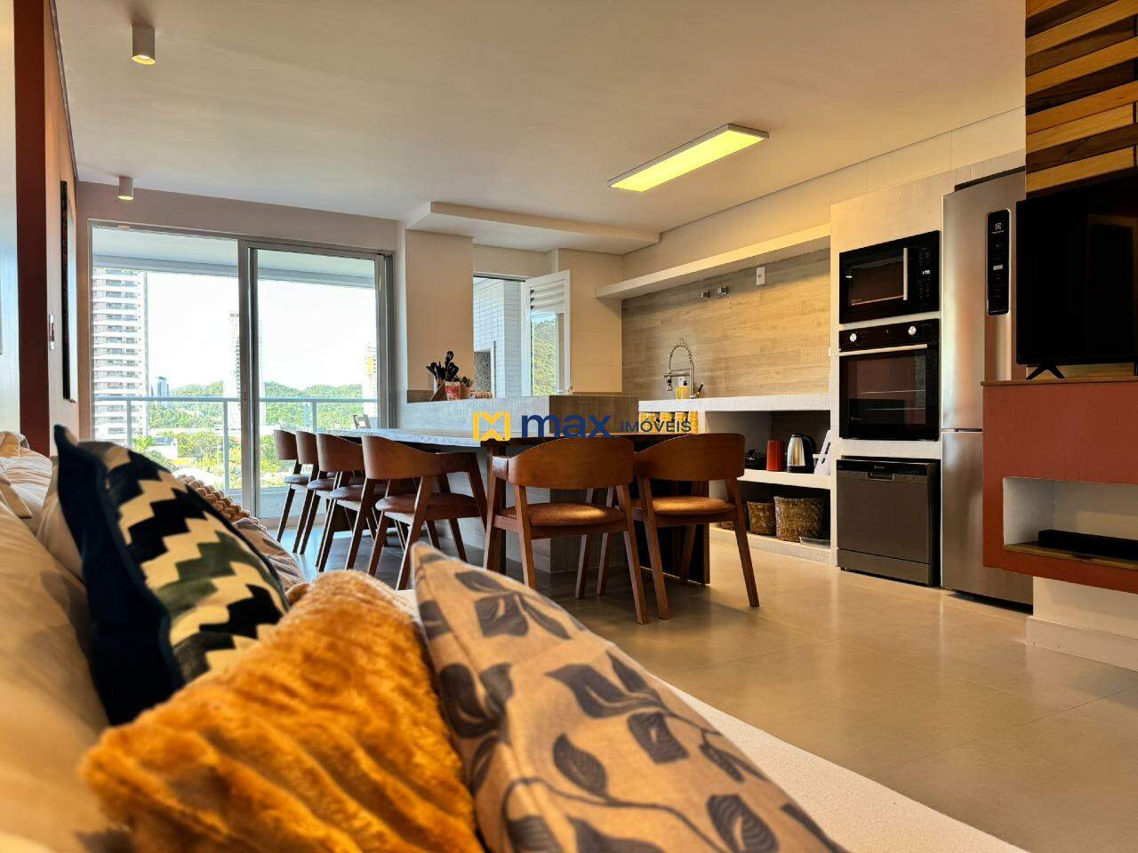 Apartamento para aluguel no Praia Brava de Itajaí: sala de estar/jantar e cozinha