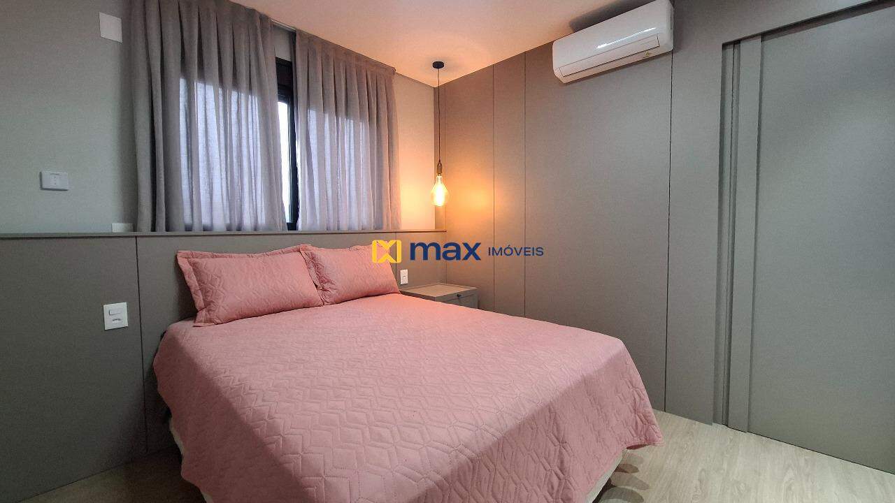 Apartamento à venda no Praia Brava: Suíte