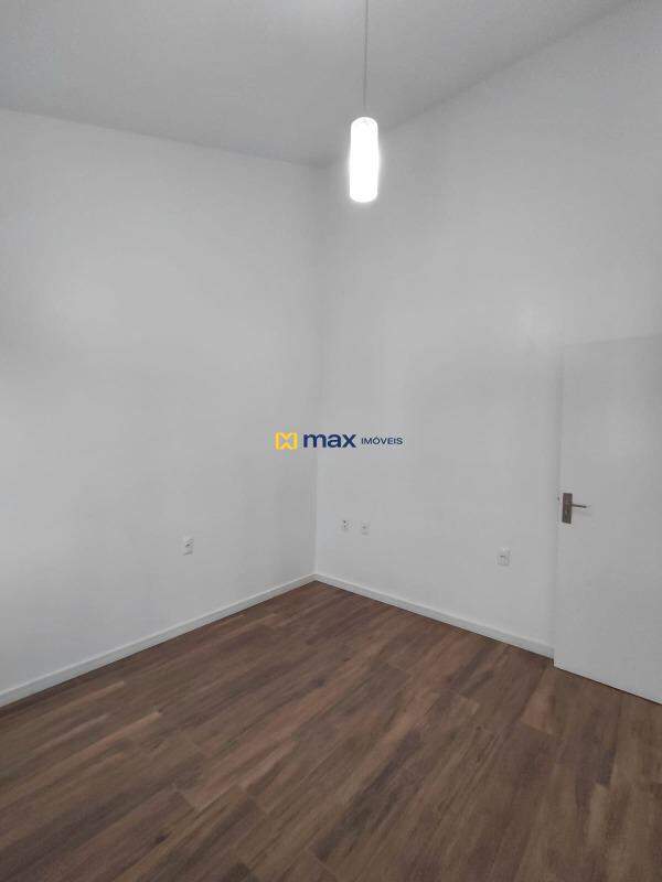 Casa para aluguel no Centro:
