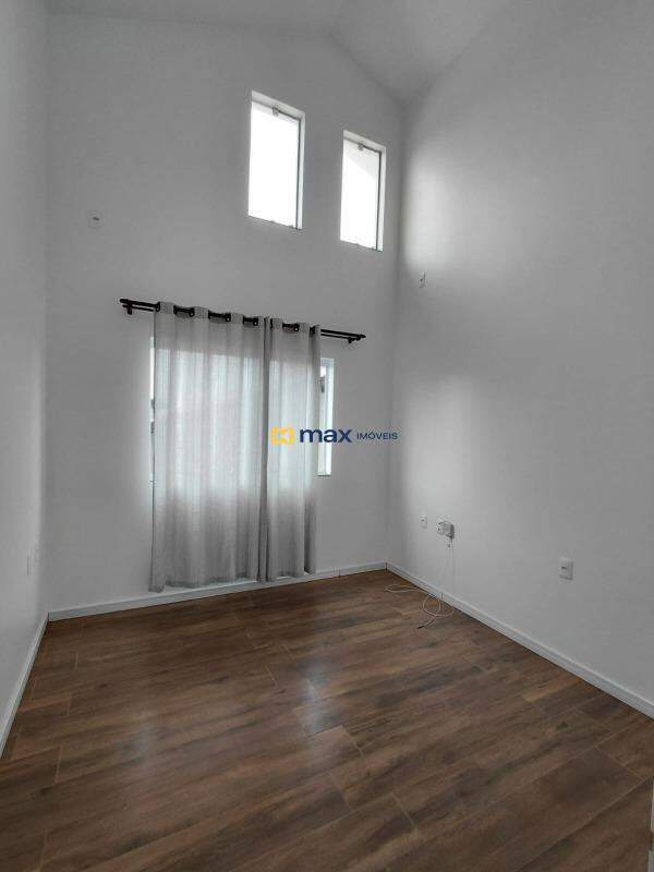 Casa para aluguel no Centro: Qaurto 2
