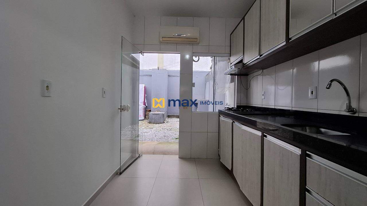 Casa à venda no Espinheiros: Cozinha