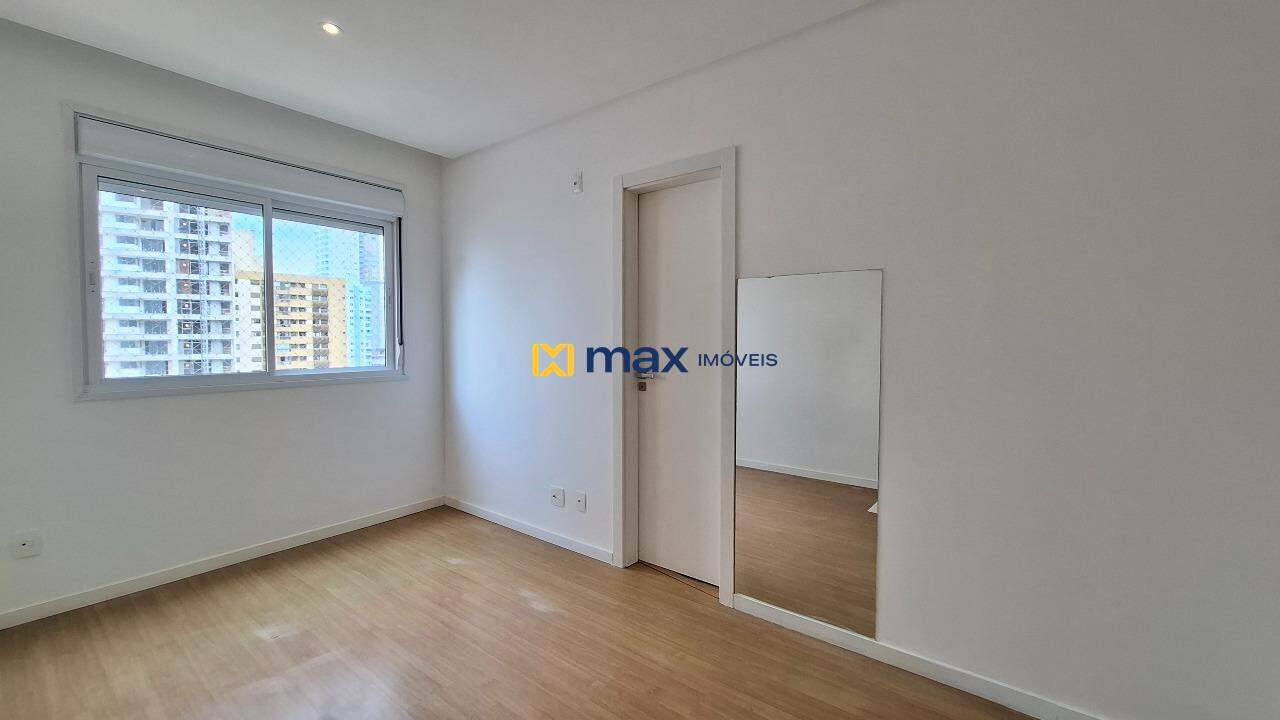 Apartamento à venda no Fazenda: Suíte